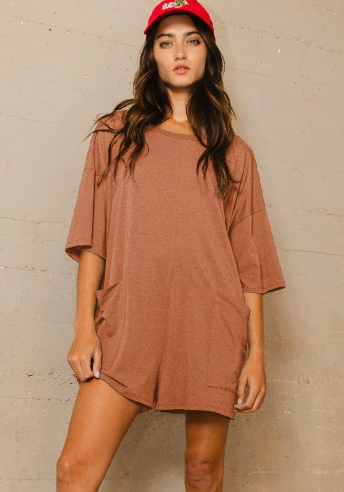 Crew neck V-back oversized romper